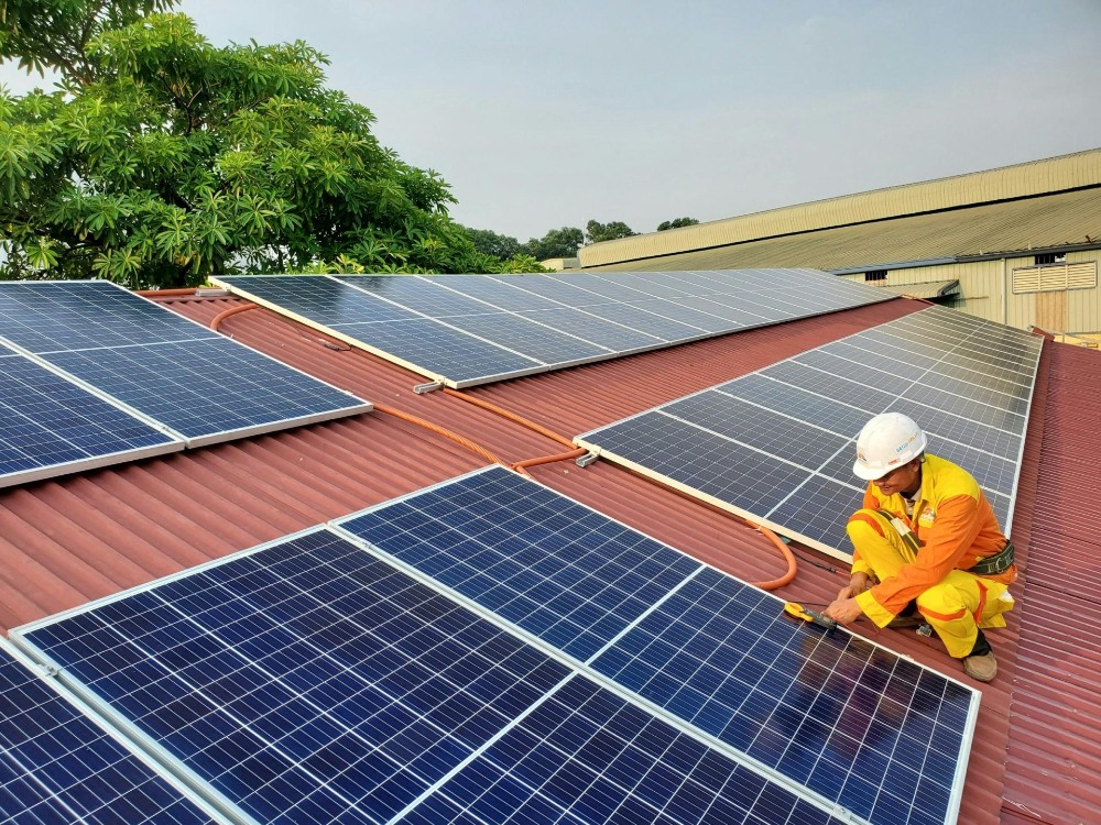 57 Roof Cleaning